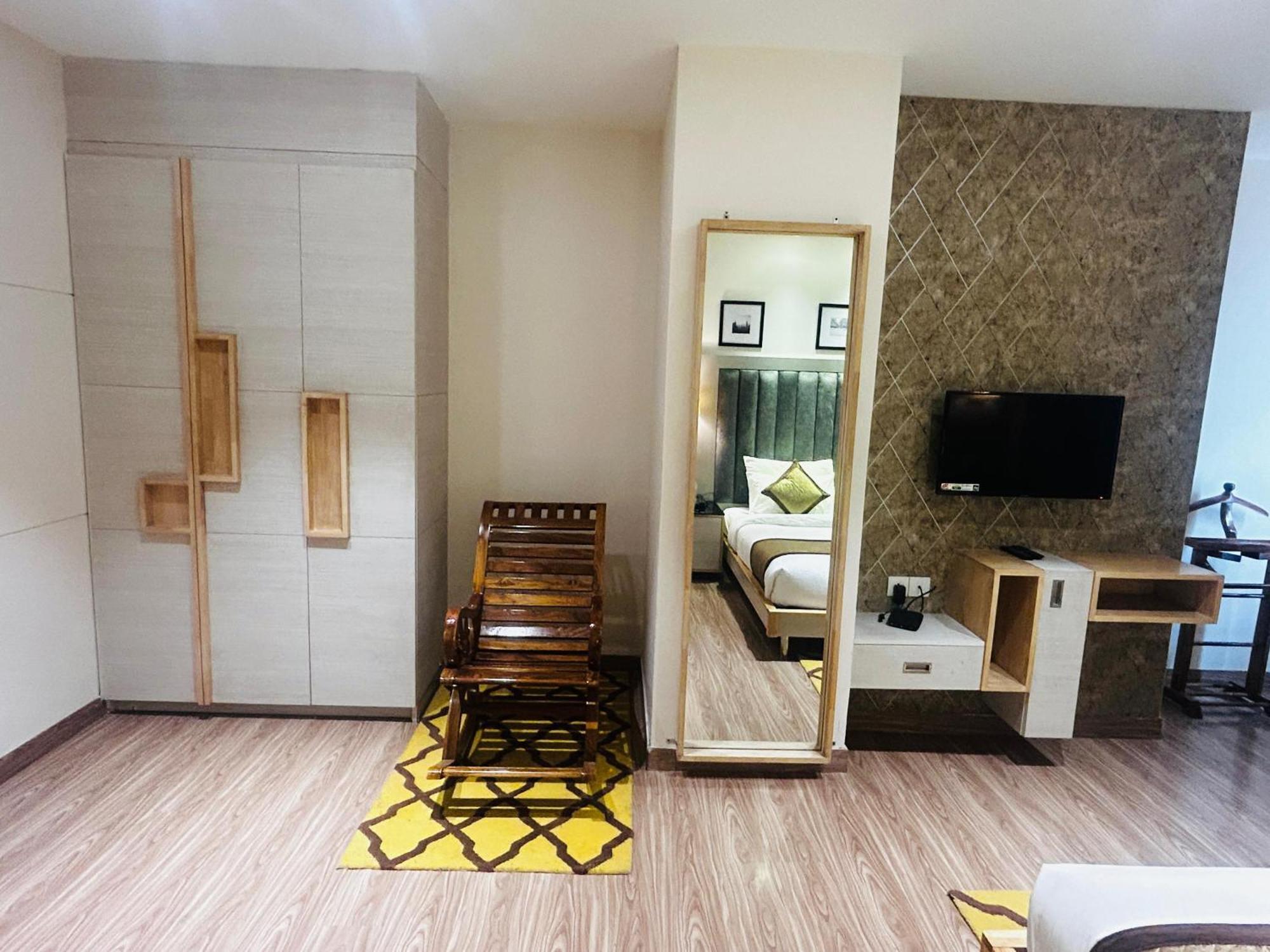 Hotel Sakura Gold Gurgaon Exterior foto